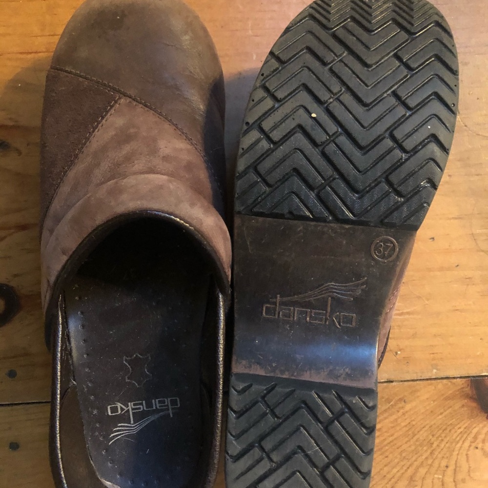 Size 37 Dansko clog